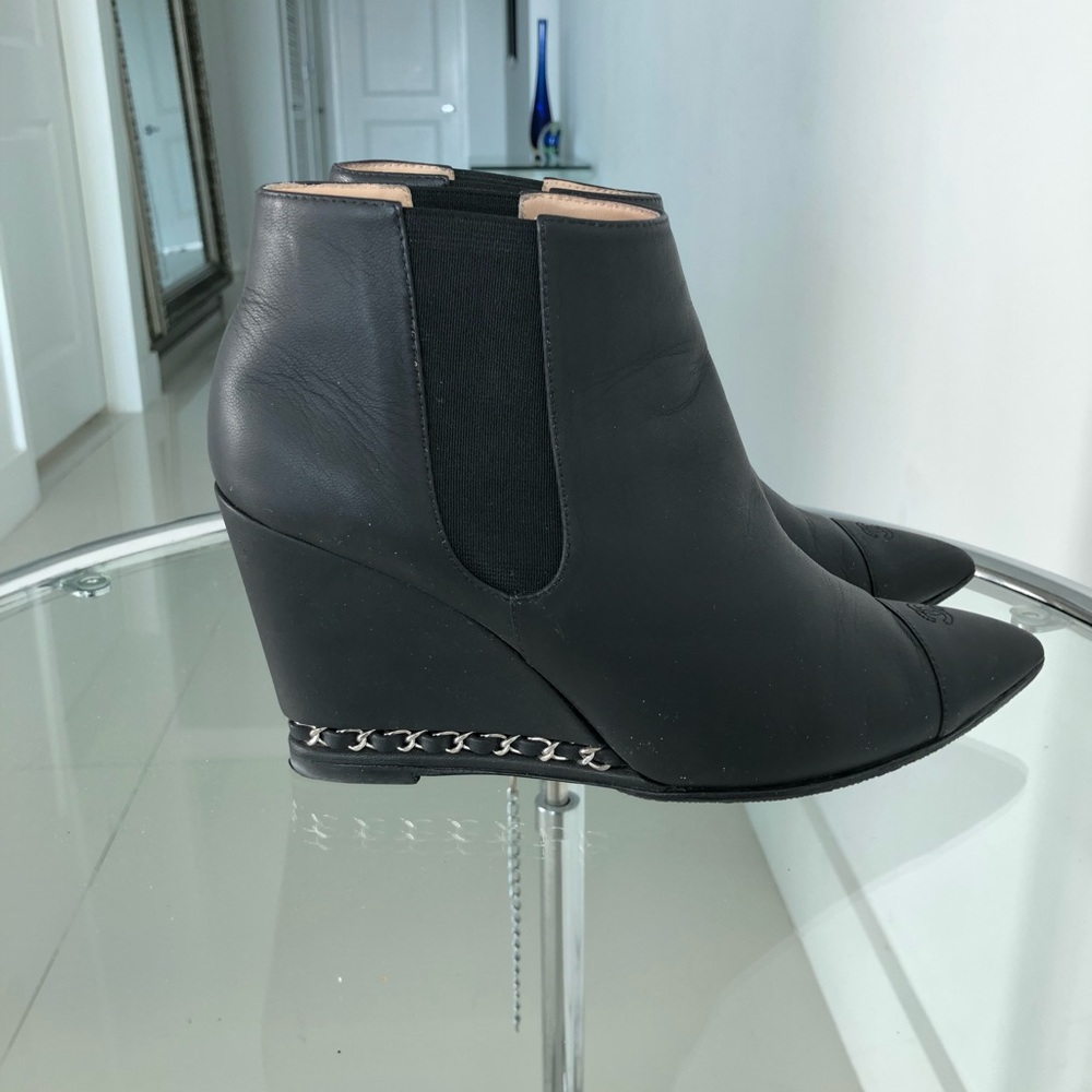 Chanel Cap-toe Chain Wedge Booties sz 39.5 $1225